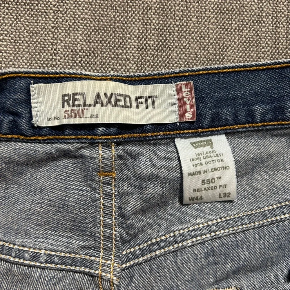 Levis 550 Relaxed Fit Mens Jeans Blue‎ Denim W44 L32 Medium Wash 100% Cotton